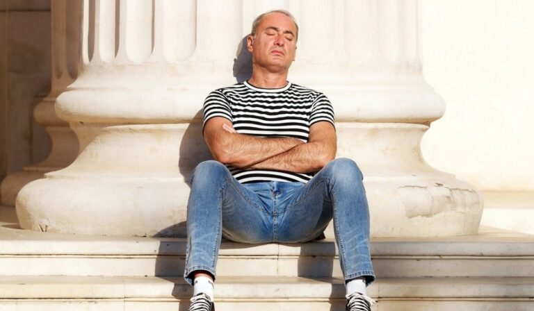how i sleep at night knowing l'm failing all my cl - tymoff